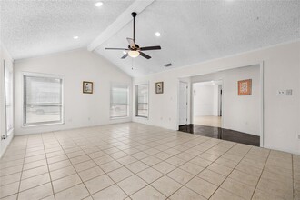 4467 Yupon Ridge Dr in Houston, TX - Building Photo - Building Photo