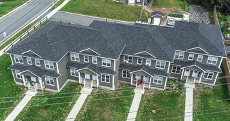 771 Maclaren Av in Fredericton, NB - Building Photo