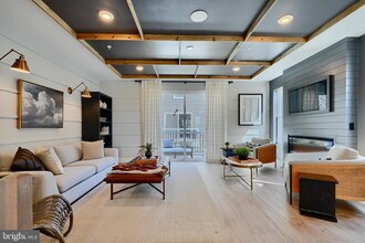 111 Glass Ln in Baltimore, MD - Building Photo - Building Photo