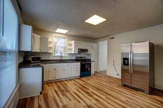 1117 W High St in Lima, OH - Building Photo - Building Photo