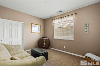 2481 Hibernica Ln in Sparks, NV - Building Photo - Building Photo
