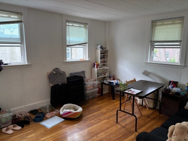 property at 472 Hancock St