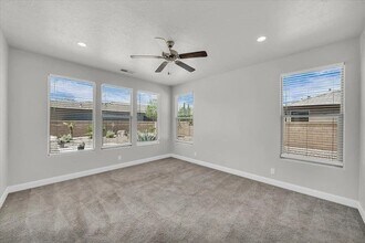 424 Highland Pkwy in Washington, UT - Building Photo - Building Photo
