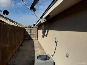 4709 N Ebony St in Pharr, TX - Building Photo - Building Photo