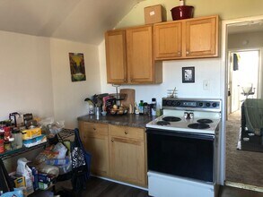 412 N 11th Ave E in Duluth, MN - Building Photo - Building Photo