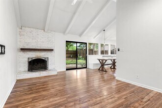 11704 Natrona Dr in Austin, TX - Building Photo - Building Photo