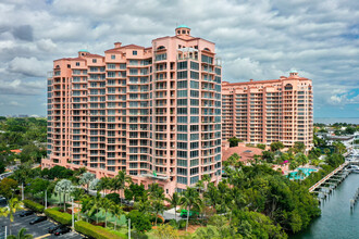 Gables Club Tower I & 2 in Coral Gables, FL - Building Photo - Building Photo