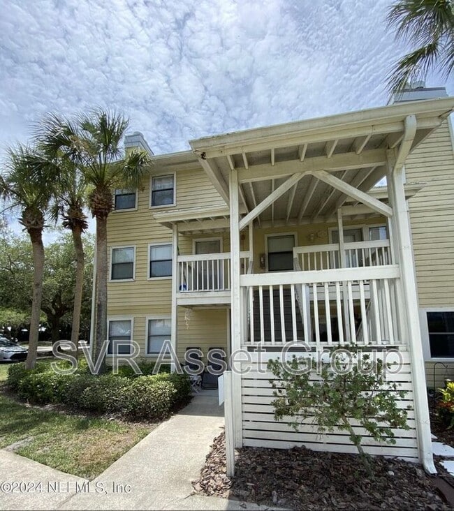 property at 100 Fairway Park Blvd
