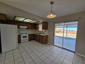 16705 Sweetaire Ave in Lancaster, CA - Building Photo - Building Photo