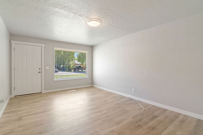 1363 E 4170 S in Millcreek, UT - Building Photo - Building Photo