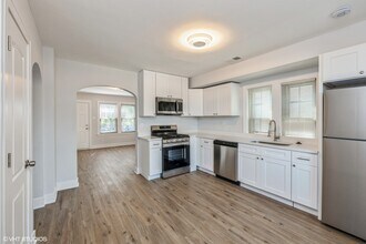 5348 S Merrimac Ave in Chicago, IL - Building Photo - Building Photo