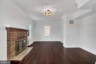 1002 Chillum Rd in Hyattsville, MD - Building Photo - Building Photo