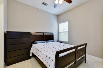 3101 McCurdy St, Unit A in Austin, TX - Foto de edificio - Building Photo