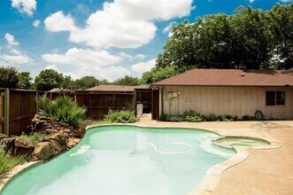 2212 Tree House Ln in Plano, TX - Building Photo - Building Photo