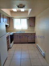 330 E Corona Rd-Unit -#2104 in Tucson, AZ - Building Photo - Building Photo
