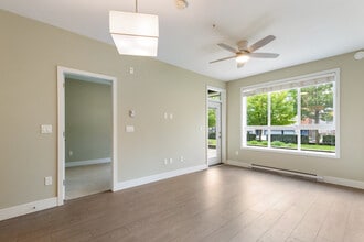 1948-1948 N Parallel Rd in Abbotsford, BC - Building Photo - Building Photo