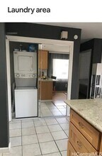 2140 Kuhio Ave. in Honolulu, HI - Building Photo - Building Photo