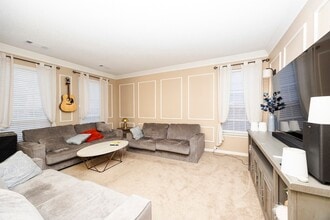 2106 Hunter Pl Ln in Arlington, TX - Building Photo - Building Photo