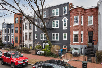 310 M St NW in Washington, DC - Building Photo - Building Photo