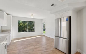 16021 Augusta Dr in Chino Hills, CA - Building Photo - Building Photo