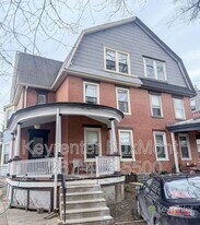 16 N Rigby Ave in Lansdowne, PA - Building Photo