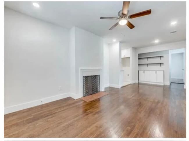 property at 1406 Harlandale Ave