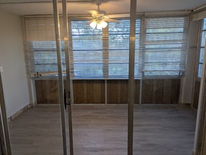 2900 NW 48th Terrace in Lauderdale Lakes, FL - Foto de edificio - Building Photo