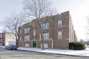6446 18th St in Berwyn, IL - Building Photo
