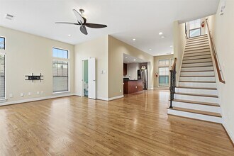 1719 Welch St in Houston, TX - Building Photo - Building Photo