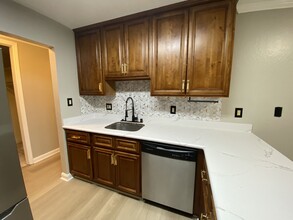 1699 Laguna St, Unit 1Bed/1bath Condo unit in Concord, CA - Building Photo - Building Photo