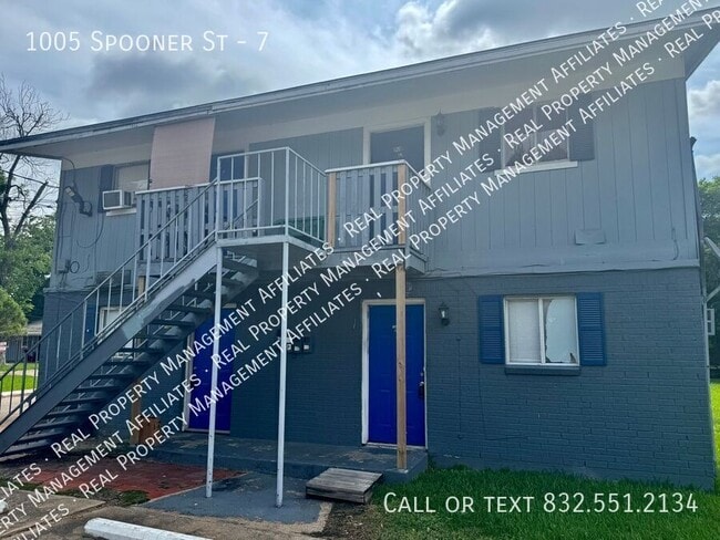 property at 1005 Spooner St