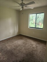 2216 Flower Tree Cir, Unit Emerald Park Condos in Melbourne, FL - Foto de edificio - Building Photo
