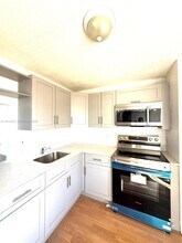 1401 NE 191st St in Miami, FL - Building Photo - Building Photo