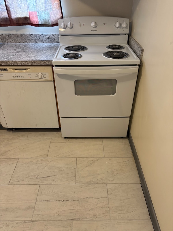 property at 1127 Bellevue Ave