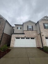 1247 Sunny Lake Dr in Lawrenceville, GA - Building Photo