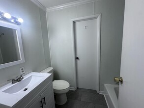 1009 Plainview Dr in Danville, KY - Building Photo - Building Photo