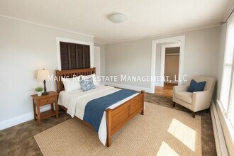 445 Main St, Unit B in Old Town, ME - Building Photo - Building Photo