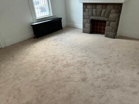 214 Seneca St in Pittsburgh, PA - Building Photo