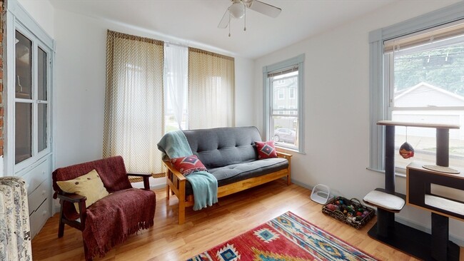 7-9 Dexter St in Waltham, MA - Building Photo - Building Photo