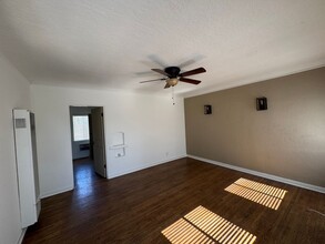 2065 1/2 W Carson St in Torrance, CA - Building Photo - Building Photo