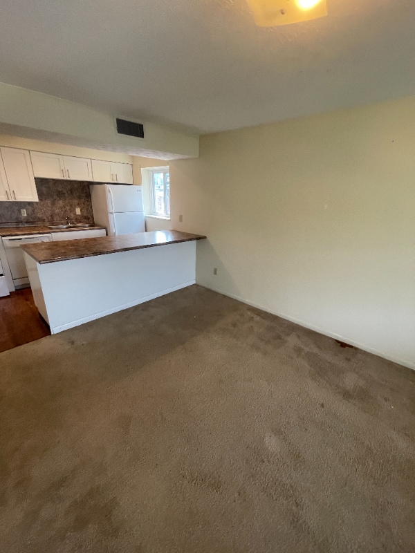 1662 Summit St in Columbus, OH - Building Photo - Building Photo