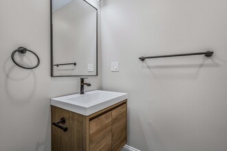 67 Broad St-Unit -203 in Boston, MA - Building Photo - Building Photo