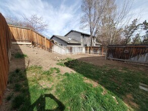 2141 SW Quartz Ave in Redmond, OR - Building Photo - Building Photo