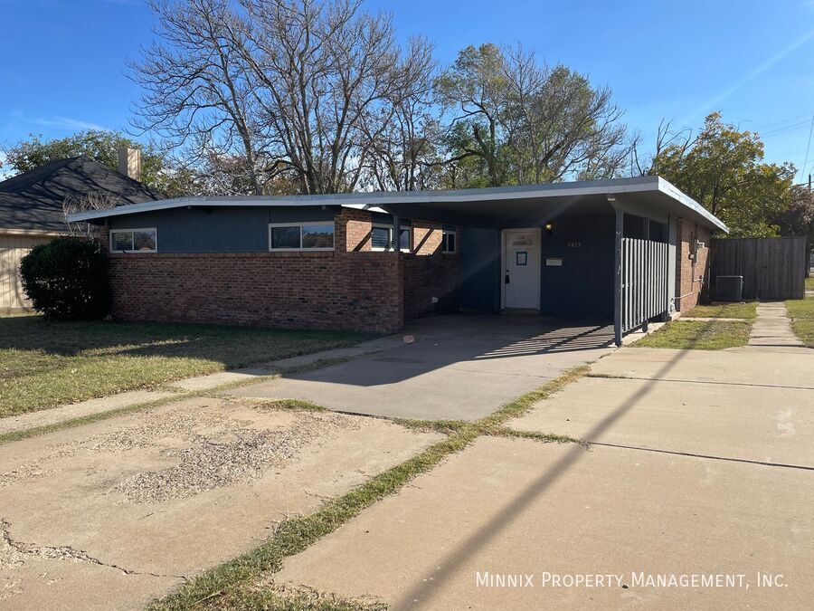 2619 47th St in Lubbock, TX - Foto de edificio