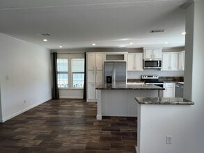 3150 NE 36th Ave in Ocala, FL - Foto de edificio - Building Photo