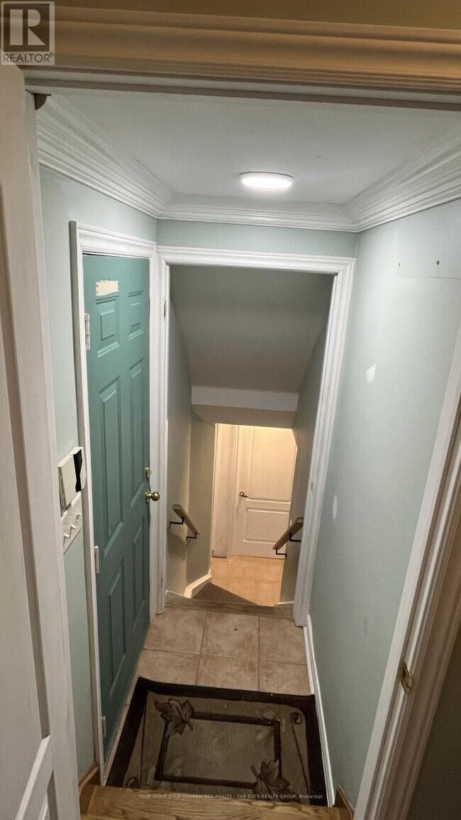 168 Sail Crescent in Vaughan, ON - Building Photo - Building Photo