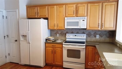 9043 Mcalwaine Preserve Ave in Charlotte, NC - Building Photo - Building Photo