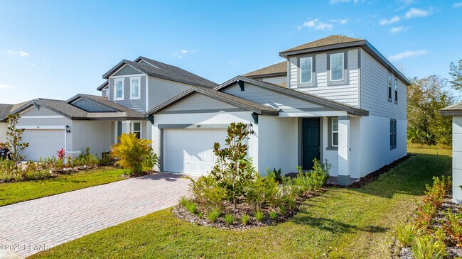 284 Links Ter Blvd in Daytona Beach, FL - Building Photo - Building Photo