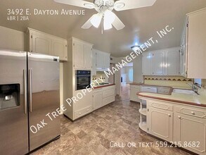 3492 E Dayton Ave in Fresno, CA - Building Photo - Building Photo