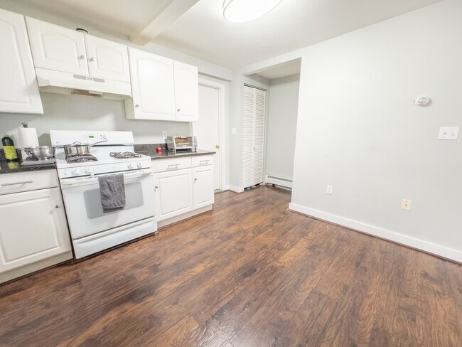 123 Willow St in Cambridge, MA - Building Photo - Building Photo